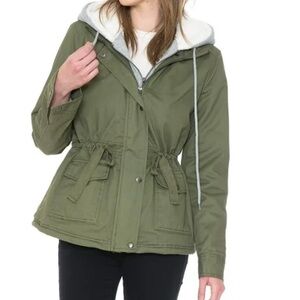 Green Utility Jacket with Hood and Drawstring Waist